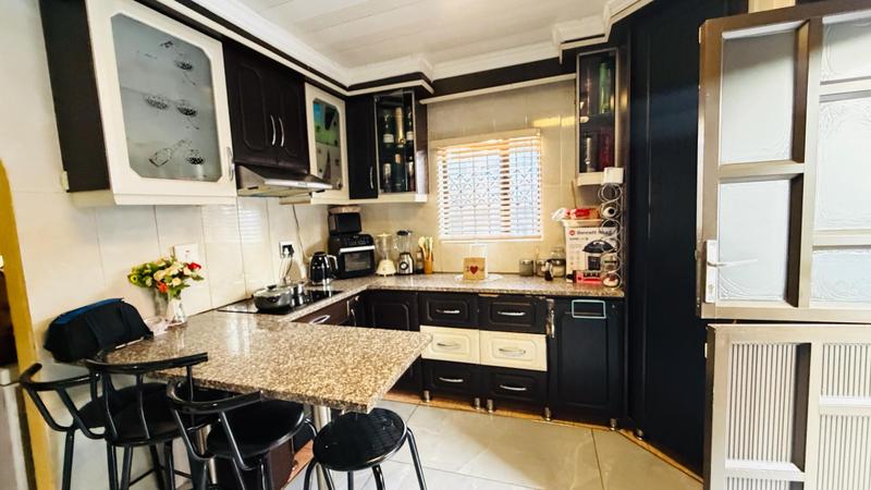 3 Bedroom Property for Sale in Brookdale KwaZulu-Natal
