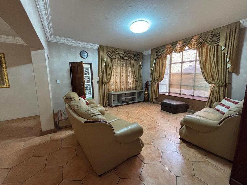 4 Bedroom Property for Sale in Reservoir Hills KwaZulu-Natal