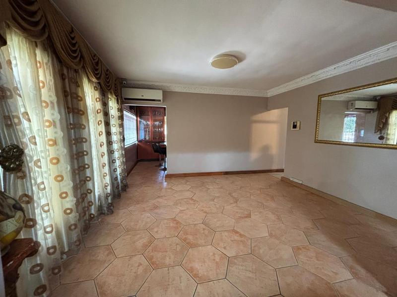 4 Bedroom Property for Sale in Reservoir Hills KwaZulu-Natal