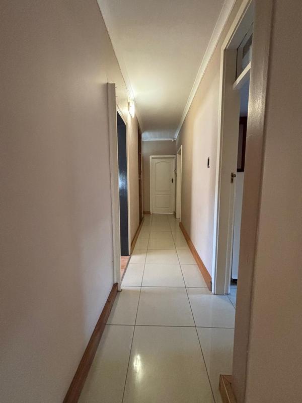 4 Bedroom Property for Sale in Reservoir Hills KwaZulu-Natal