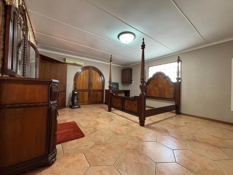 4 Bedroom Property for Sale in Reservoir Hills KwaZulu-Natal