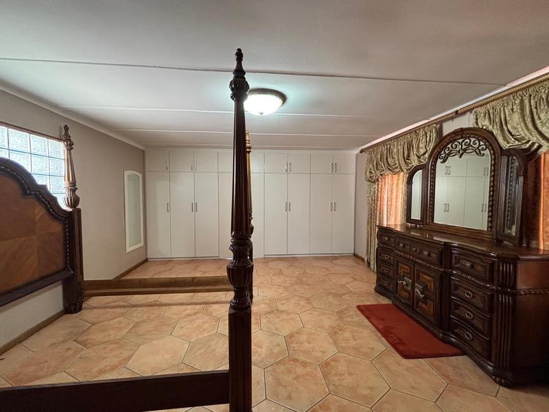 4 Bedroom Property for Sale in Reservoir Hills KwaZulu-Natal
