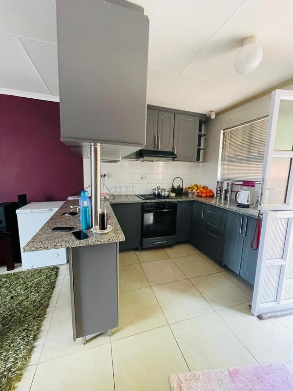 To Let 3 Bedroom Property for Rent in Montclair KwaZulu-Natal
