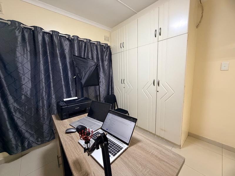To Let 2 Bedroom Property for Rent in Reservoir Hills KwaZulu-Natal
