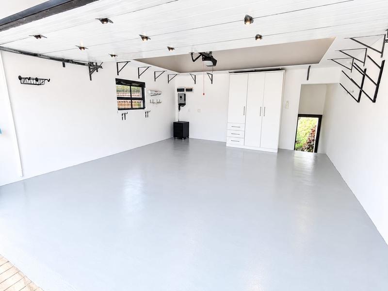 3 Bedroom Property for Sale in Izinga KwaZulu-Natal