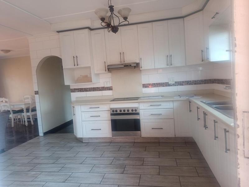 2 Bedroom Property for Sale in Montclair KwaZulu-Natal