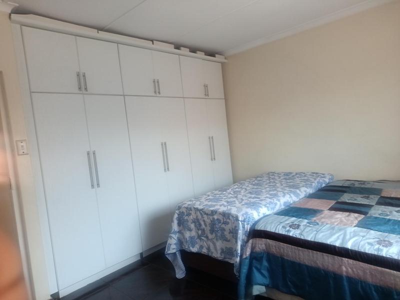 2 Bedroom Property for Sale in Montclair KwaZulu-Natal