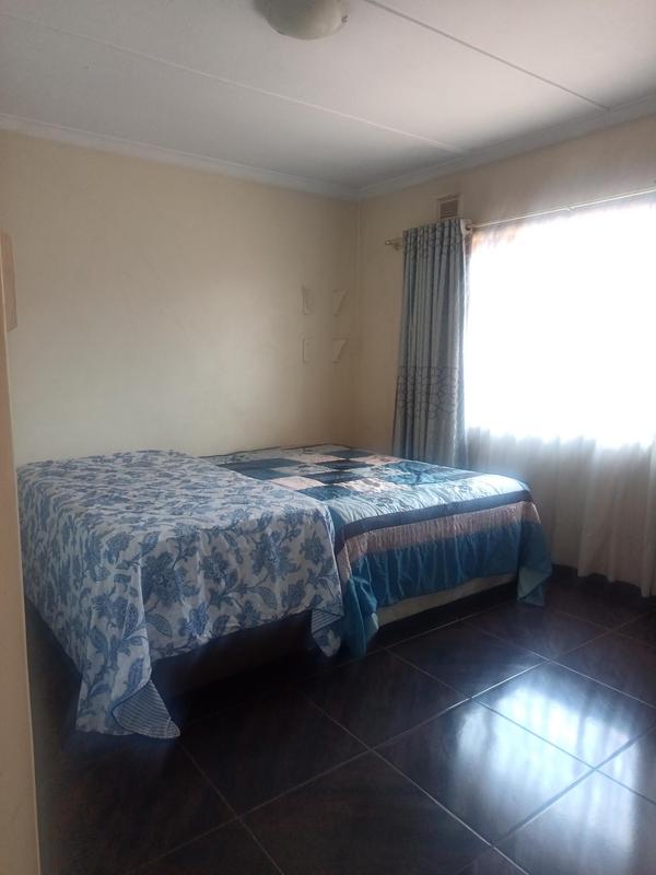 2 Bedroom Property for Sale in Montclair KwaZulu-Natal
