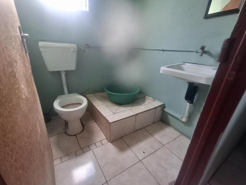 2 Bedroom Property for Sale in Empangeni Central KwaZulu-Natal