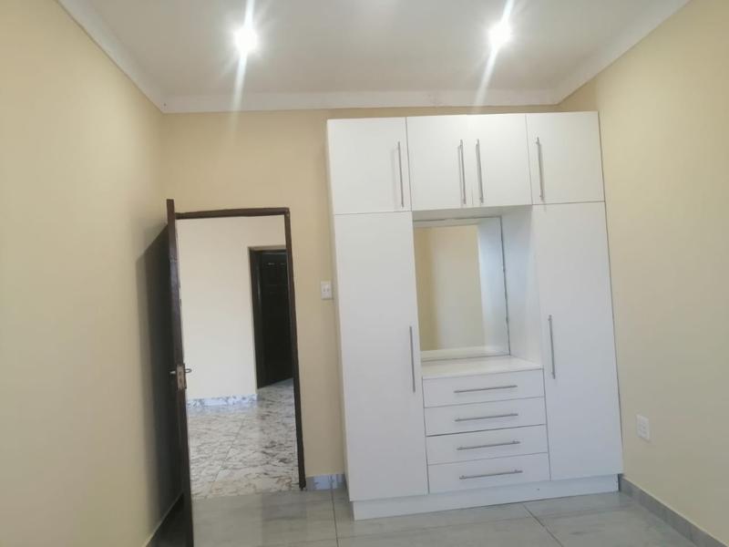 To Let 3 Bedroom Property for Rent in Treasure Beach KwaZulu-Natal