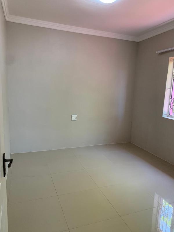 To Let 2 Bedroom Property for Rent in Malvern KwaZulu-Natal