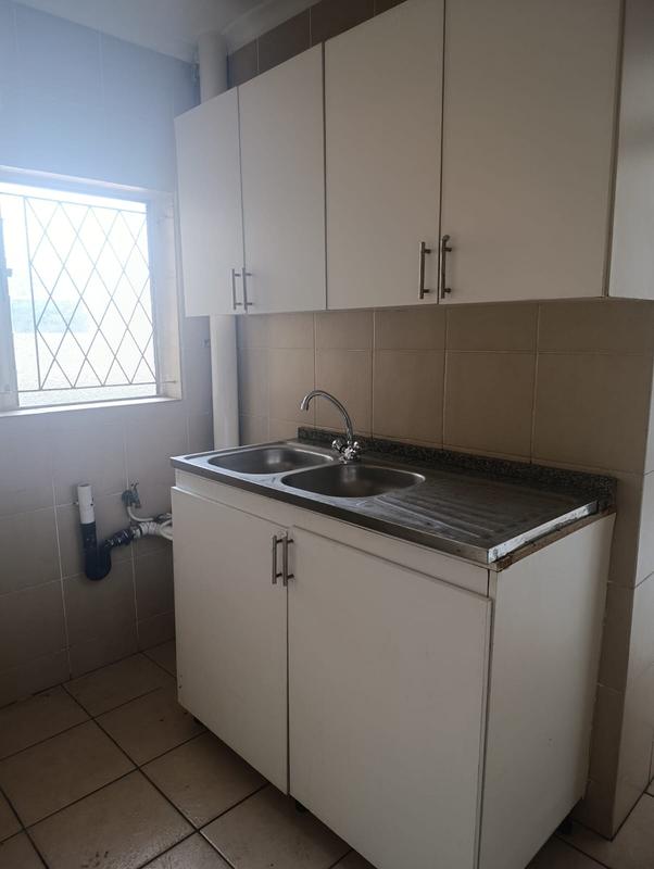 To Let 2 Bedroom Property for Rent in Bluff KwaZulu-Natal
