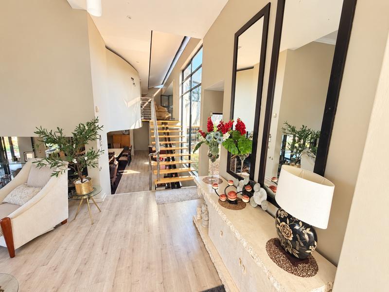 To Let 5 Bedroom Property for Rent in Umhlanga KwaZulu-Natal