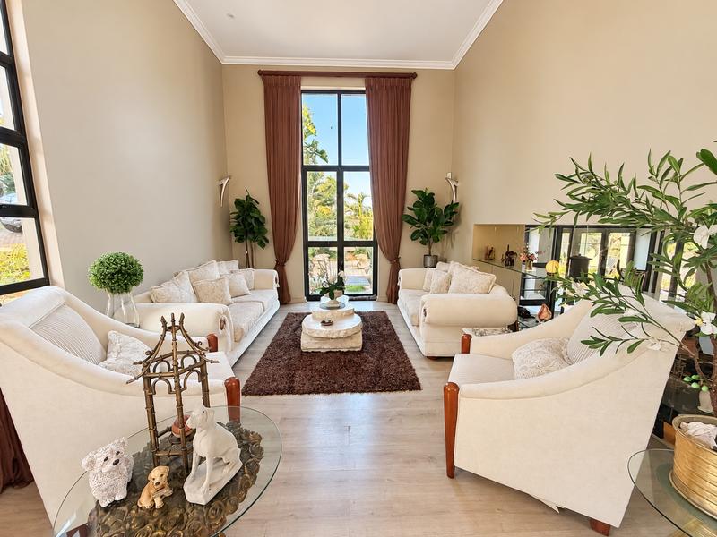 To Let 5 Bedroom Property for Rent in Umhlanga KwaZulu-Natal