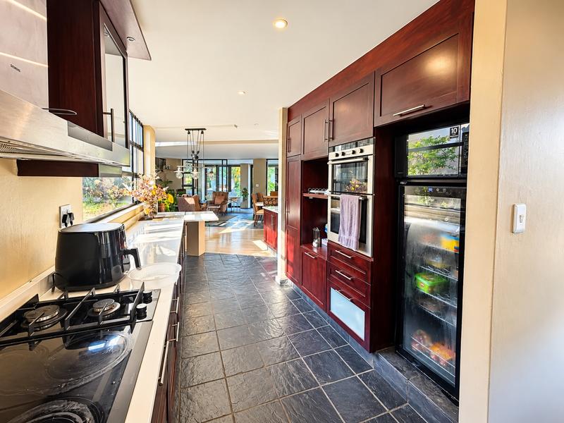 To Let 5 Bedroom Property for Rent in Umhlanga KwaZulu-Natal