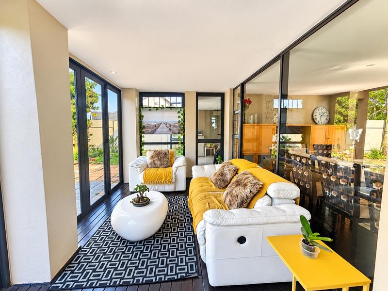 To Let 5 Bedroom Property for Rent in Umhlanga KwaZulu-Natal