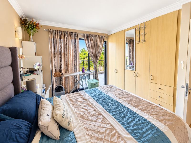 To Let 5 Bedroom Property for Rent in Umhlanga KwaZulu-Natal