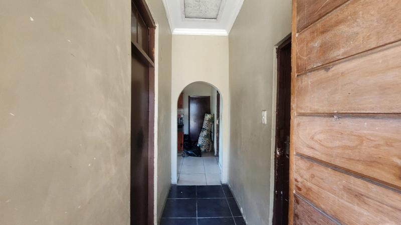 8 Bedroom Property for Sale in Bulwer KwaZulu-Natal