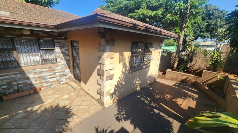 9 Bedroom Property for Sale in Umbilo KwaZulu-Natal