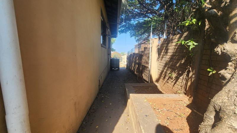9 Bedroom Property for Sale in Umbilo KwaZulu-Natal