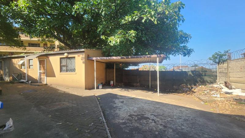 9 Bedroom Property for Sale in Umbilo KwaZulu-Natal