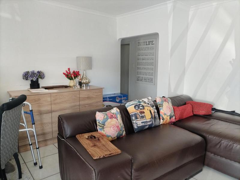 3 Bedroom Property for Sale in Kwandengezi KwaZulu-Natal