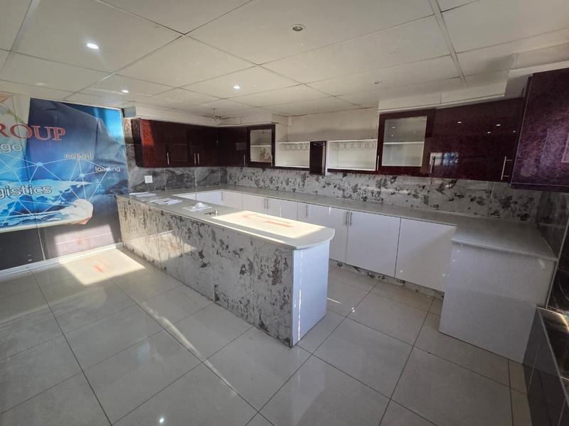 To Let Commercial Property for Rent in Mobeni KwaZulu-Natal