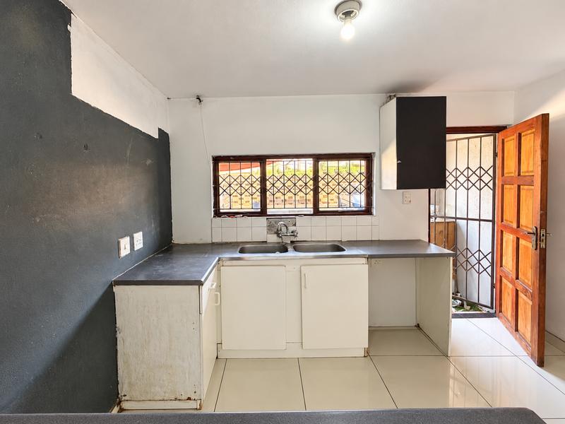To Let 2 Bedroom Property for Rent in Sherwood KwaZulu-Natal