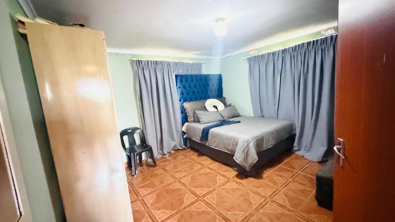 4 Bedroom Property for Sale in Lovu KwaZulu-Natal