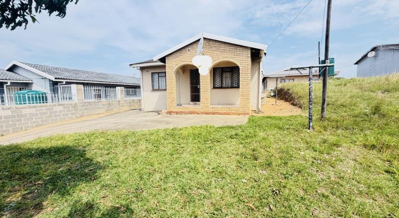 4 Bedroom Property for Sale in Lovu KwaZulu-Natal