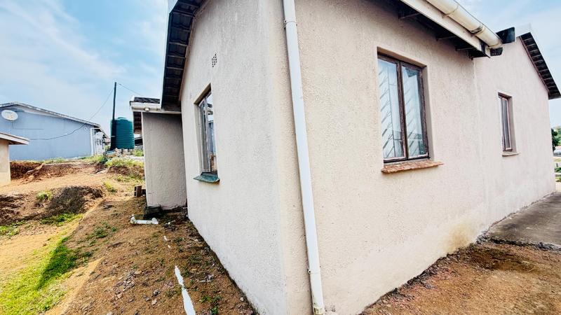 4 Bedroom Property for Sale in Lovu KwaZulu-Natal