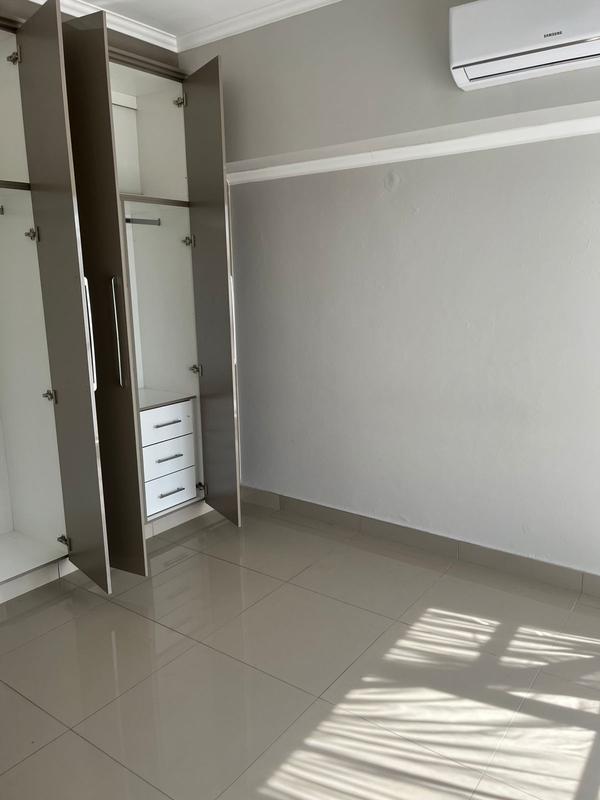To Let 1 Bedroom Property for Rent in Overport KwaZulu-Natal