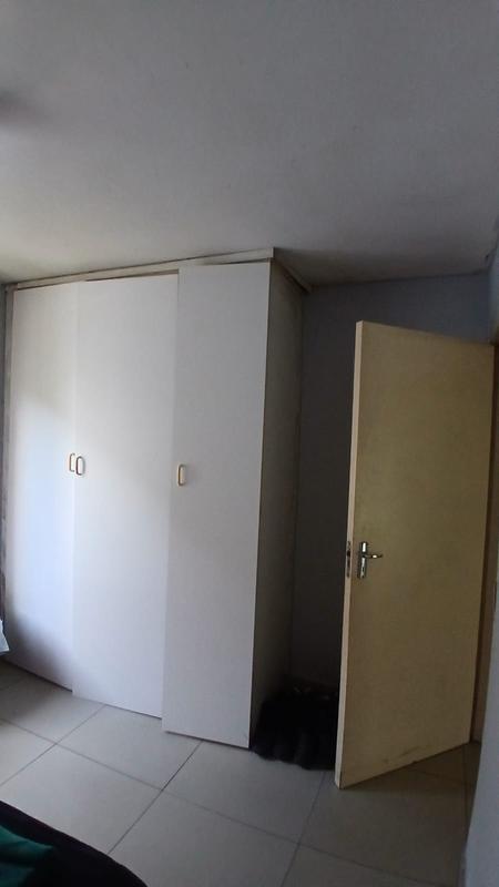 To Let 1 Bedroom Property for Rent in Montclair KwaZulu-Natal
