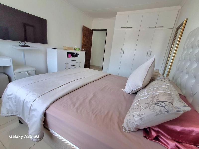 To Let 2 Bedroom Property for Rent in Merewent KwaZulu-Natal