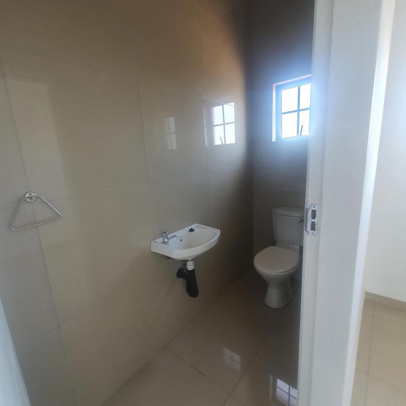 To Let Commercial Property for Rent in Phoenix KwaZulu-Natal