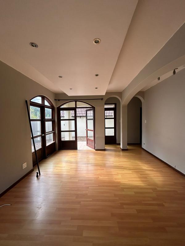 3 Bedroom Property for Sale in Uvongo KwaZulu-Natal