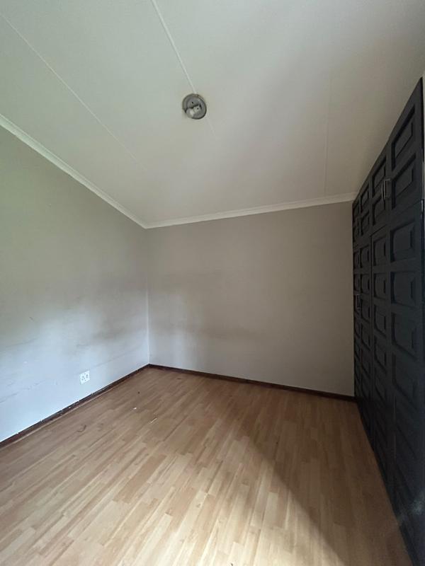 3 Bedroom Property for Sale in Uvongo KwaZulu-Natal