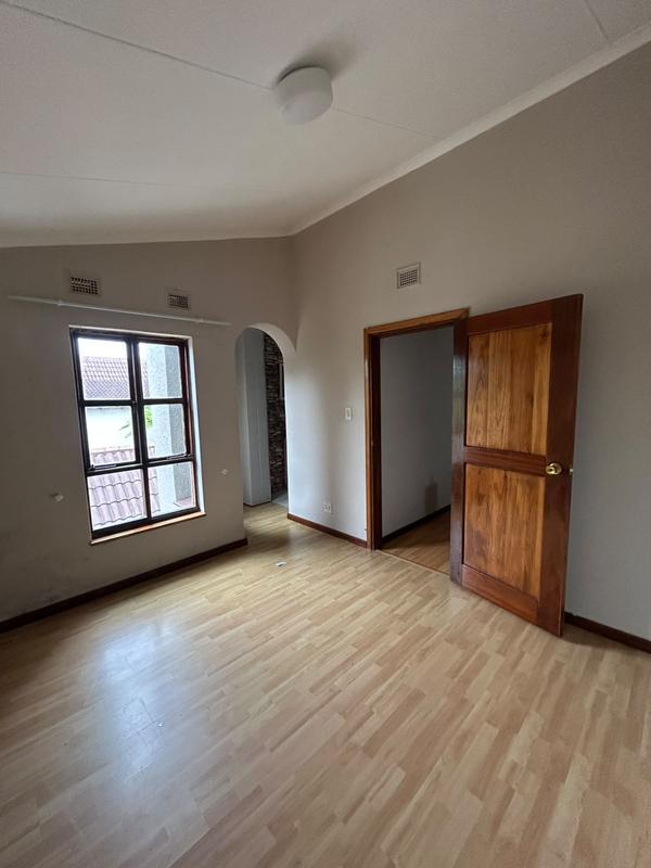 3 Bedroom Property for Sale in Uvongo KwaZulu-Natal