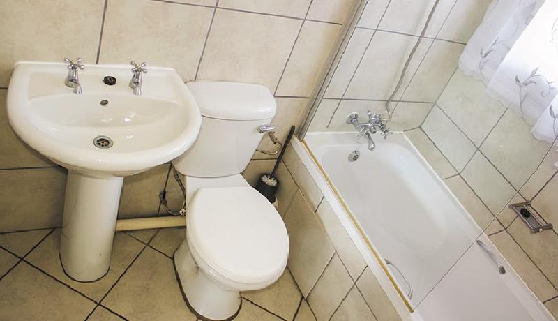 To Let 1 Bedroom Property for Rent in Empangeni Central KwaZulu-Natal