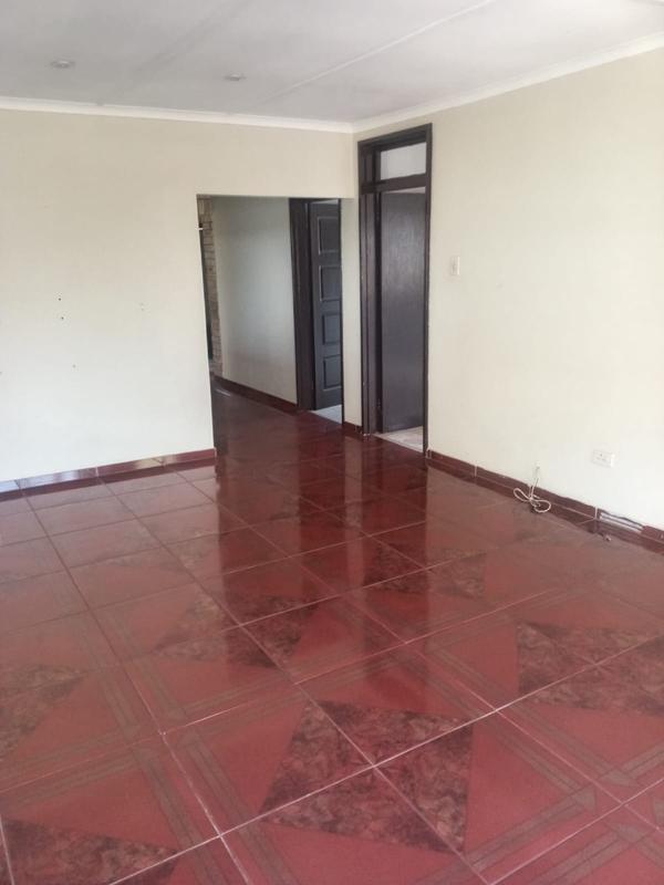 To Let 3 Bedroom Property for Rent in Austerville KwaZulu-Natal