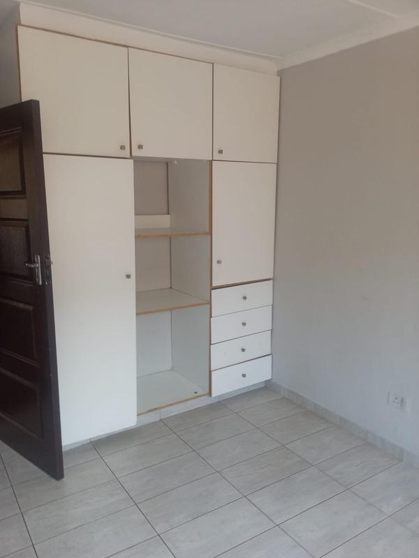To Let 3 Bedroom Property for Rent in Austerville KwaZulu-Natal