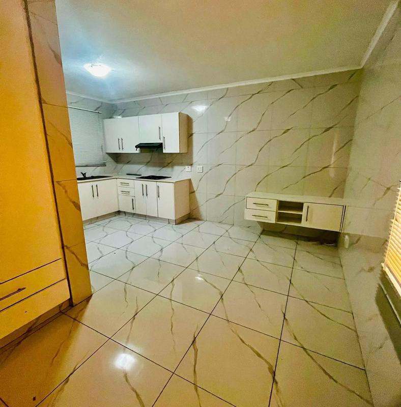 To Let 0 Bedroom Property for Rent in Umlazi KwaZulu-Natal