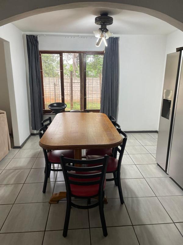 To Let 4 Bedroom Property for Rent in Bluff KwaZulu-Natal