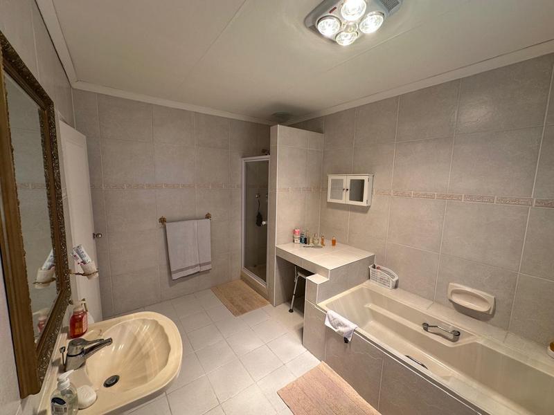 4 Bedroom Property for Sale in Dundee KwaZulu-Natal