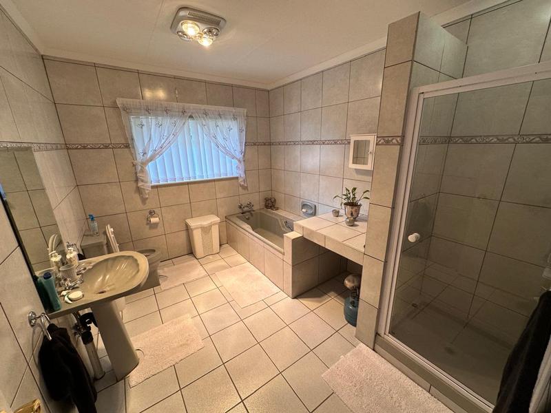 4 Bedroom Property for Sale in Dundee KwaZulu-Natal