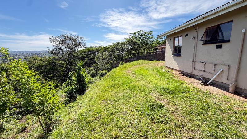 3 Bedroom Property for Sale in Umlazi KwaZulu-Natal
