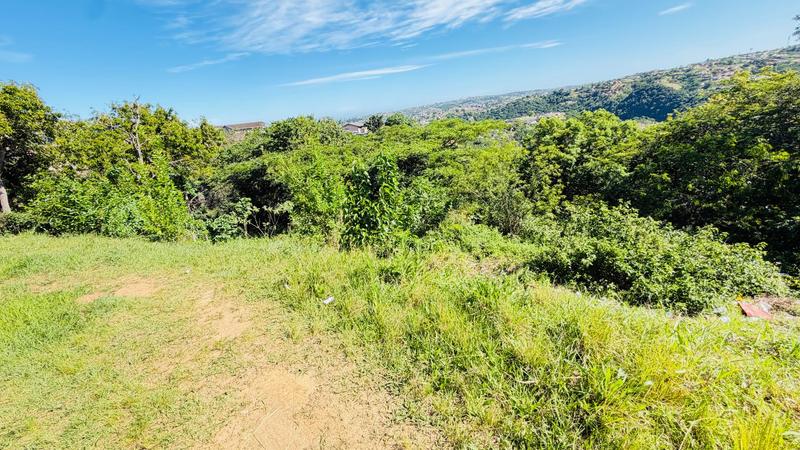 3 Bedroom Property for Sale in Umlazi KwaZulu-Natal