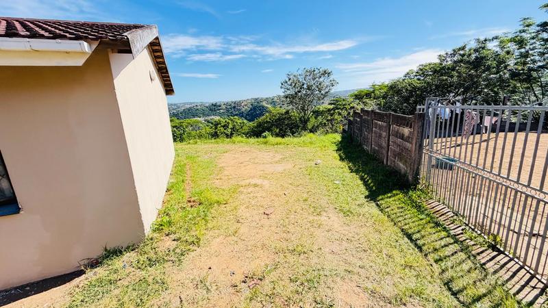 3 Bedroom Property for Sale in Umlazi KwaZulu-Natal