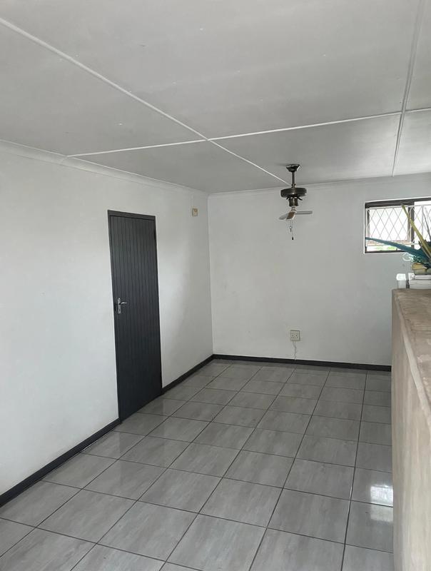 To Let 2 Bedroom Property for Rent in Ocean View KwaZulu-Natal