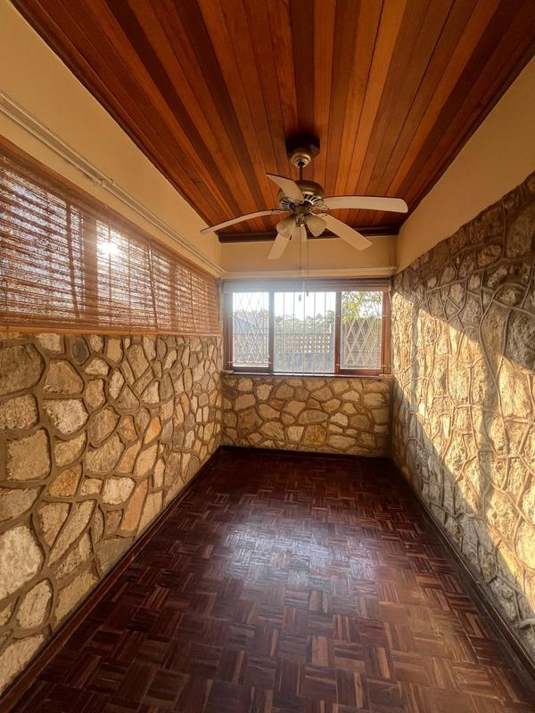 4 Bedroom Property for Sale in Uvongo KwaZulu-Natal